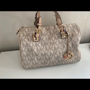 Michael Kors original purse